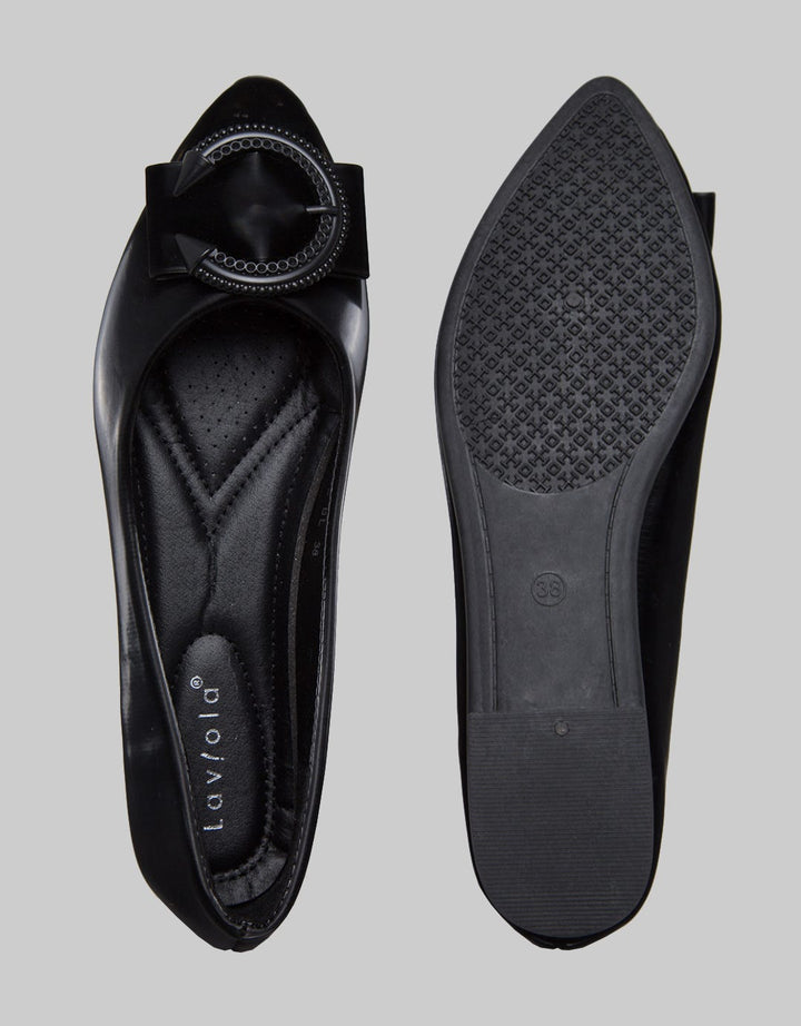 Laviola Circle Ribbon Belt Flat Shoes