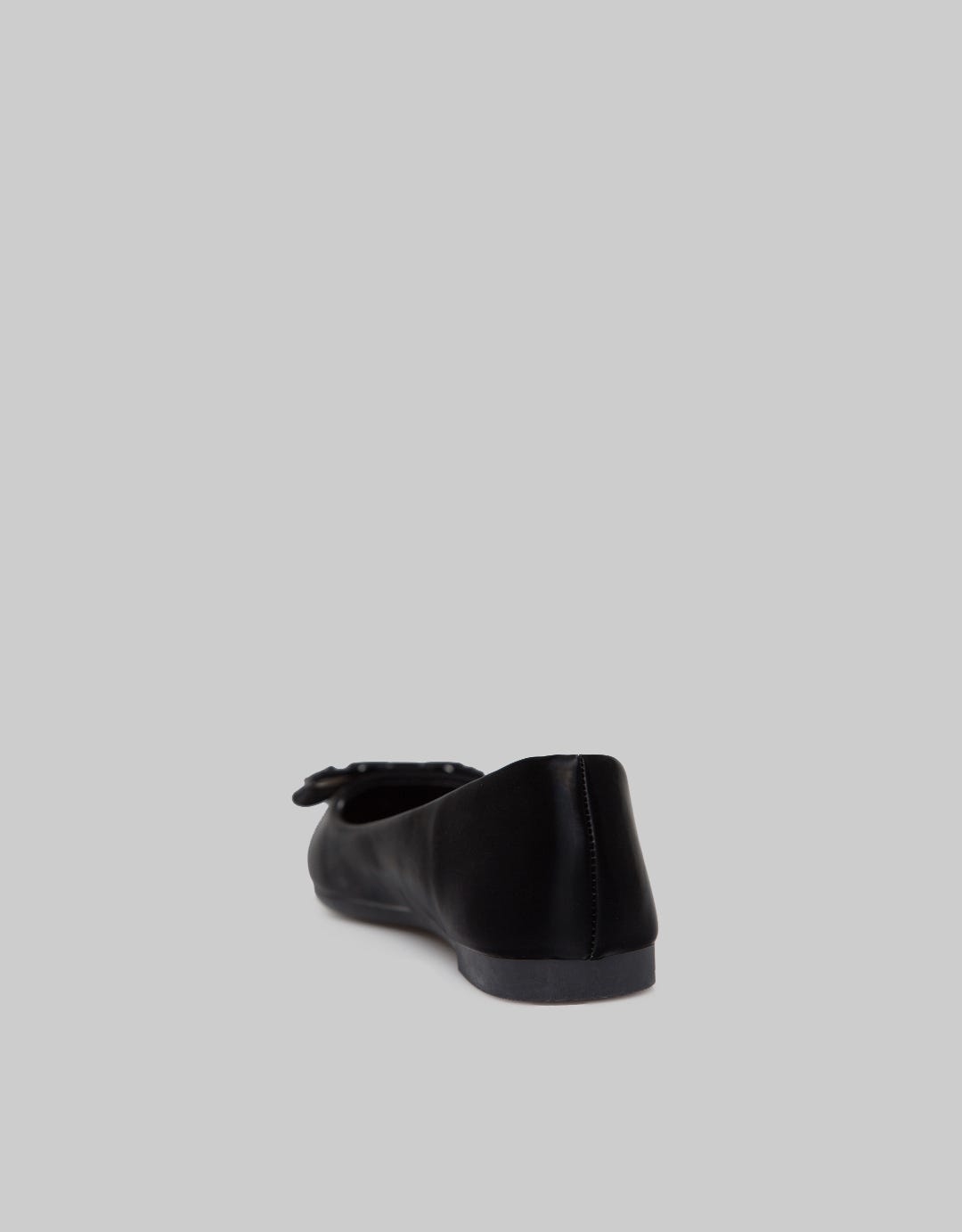 Laviola Square Belt Flat Shoes