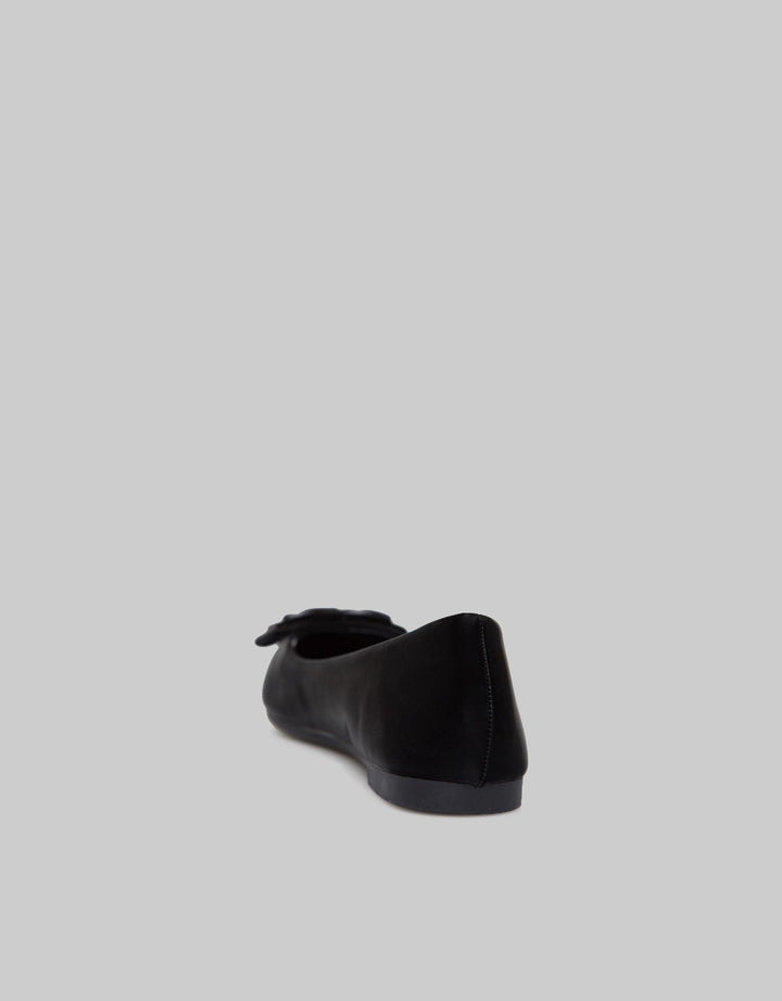 Laviola Soft Pointy Flat Shoes
