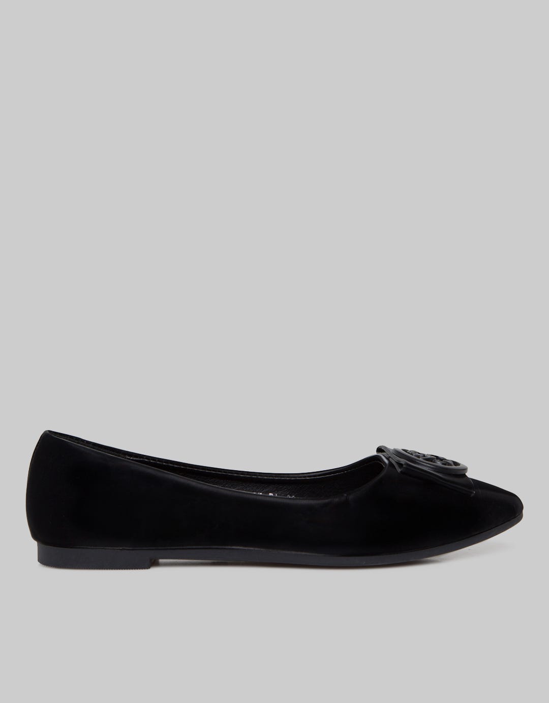 Laviola Pointed Toe Flat Shoes