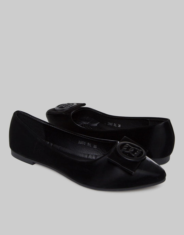 Laviola Pointed Toe Flat Shoes