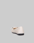 Laviola Flower Ribbon Flat Shoes