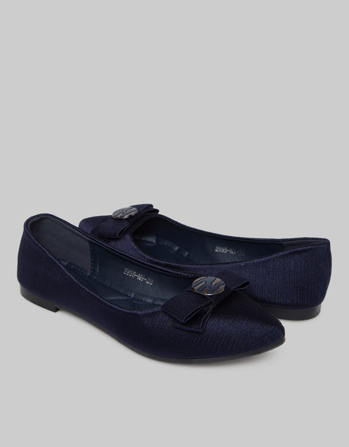 Laviola Flat Shoes With Ribbon Detail