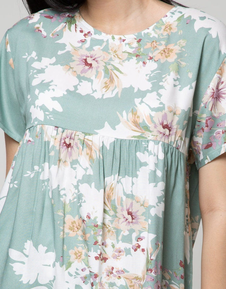 St. Yves Short Sleeve Pyjama Capri Falling Sakura