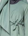 Expand Heliyah Dresses