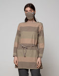 Expand Widhia Blouse