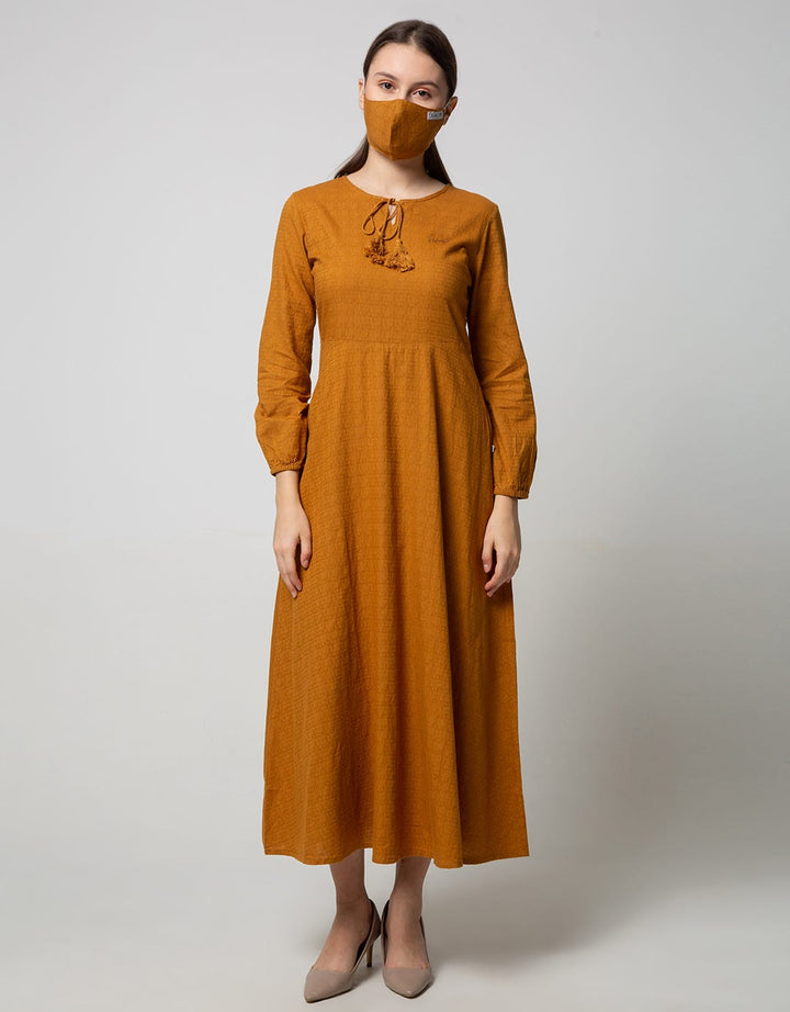 Expand Aamber Dress Long Sleeve