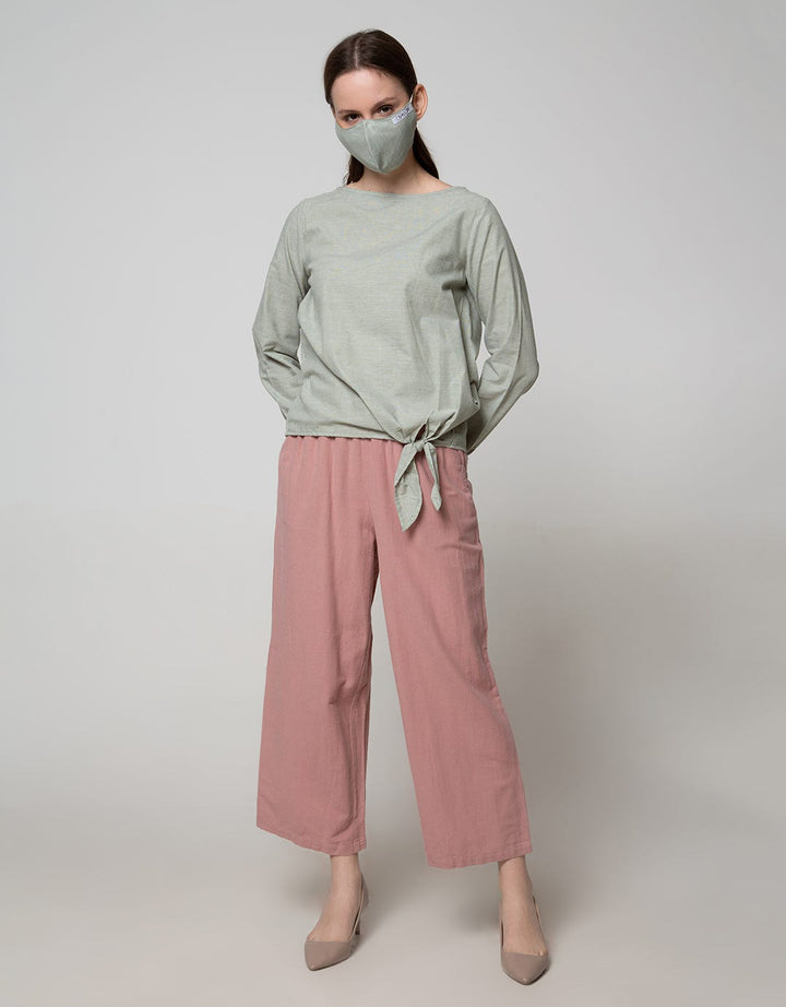Expand Anikia Blouse