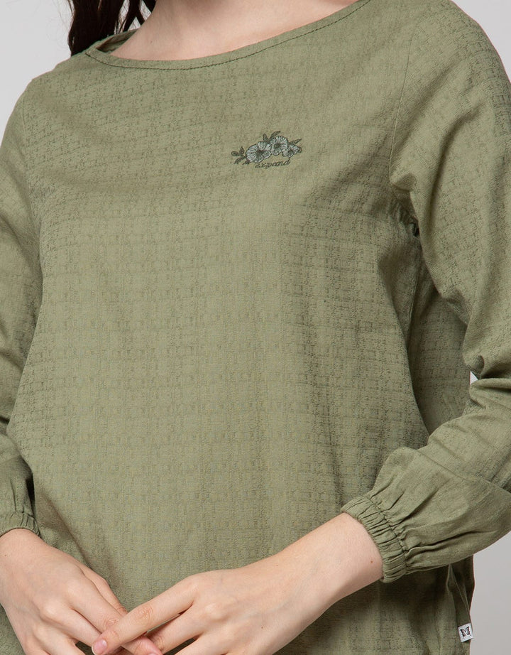 Expand Kalila Blouse