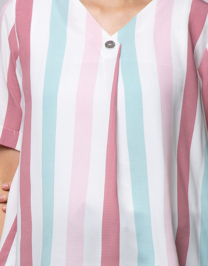 St. Yves Short Sleeve Blouse Top Text Print Stipe