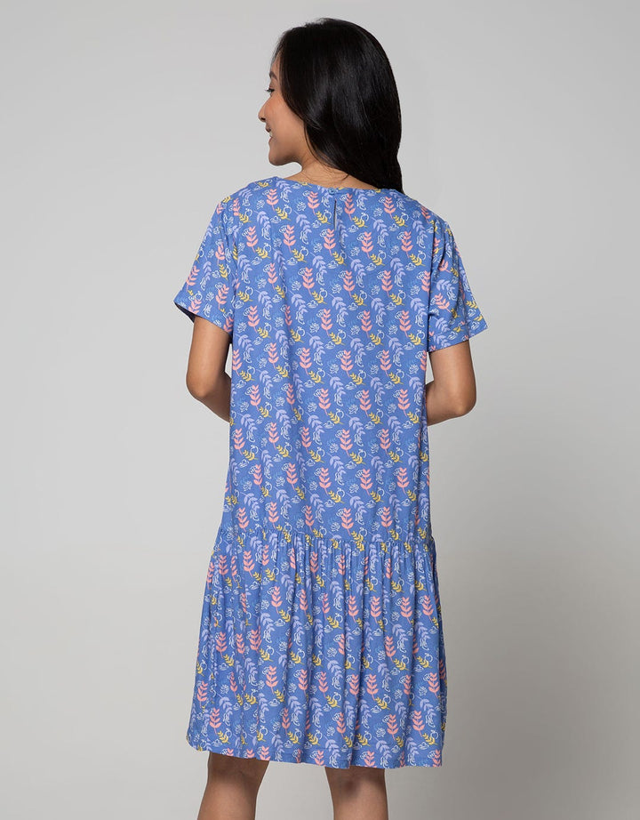 Disney Beautiful Snow White Short Sleeve Midi Dress