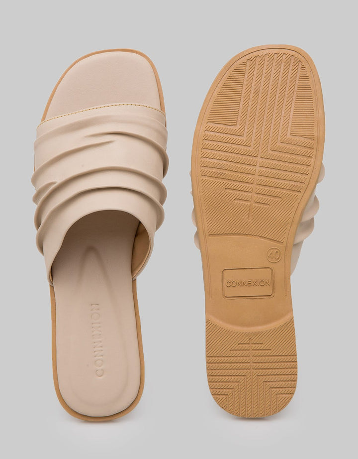 Connexion Slipper Sandals Wide Strap