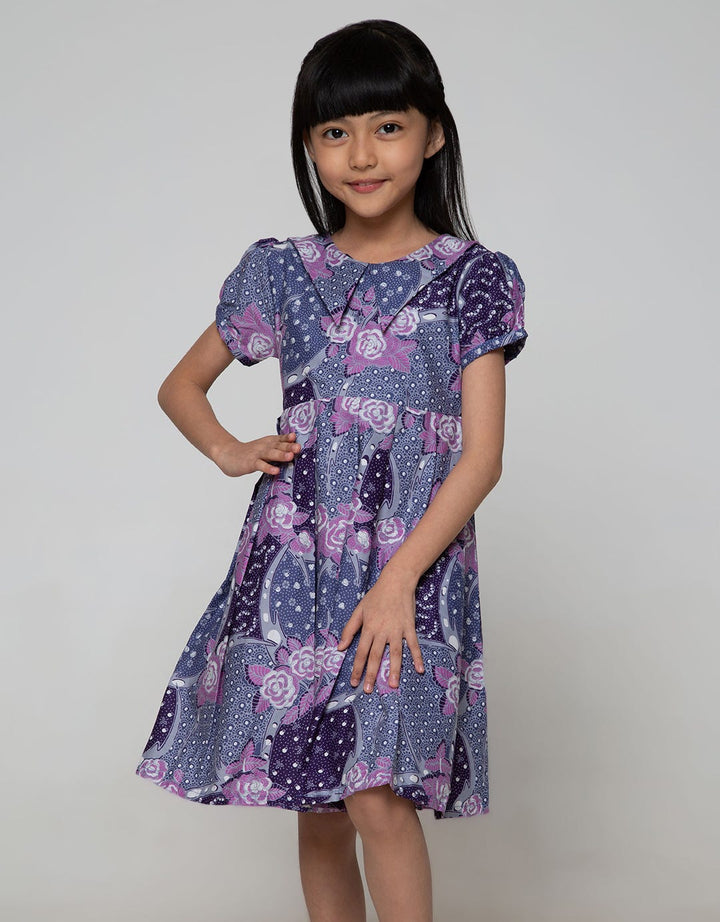 Arjuna Weda Girl Batik Rose Flower