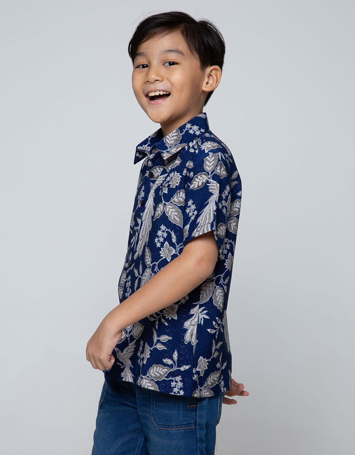 Arjuna Weda Hem Boy