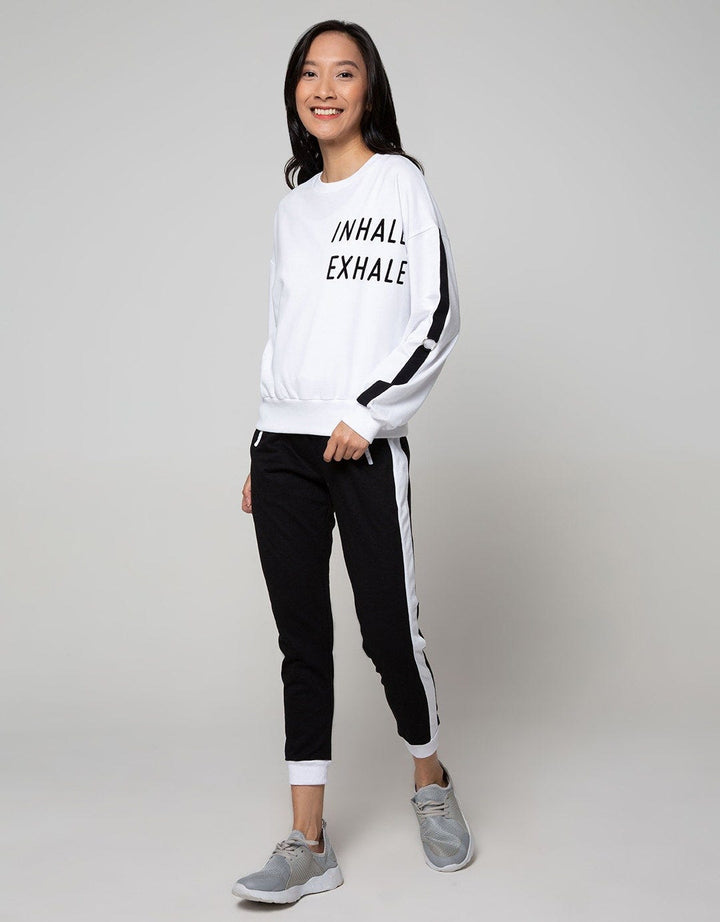 Nevada Sweatshirt Solid Inhale Exhale