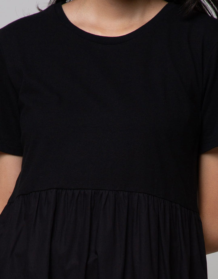 Details Maxi Dress With Round Neck And Combo Fabric