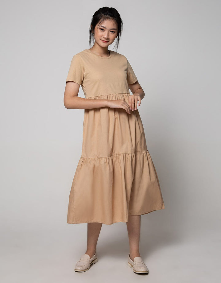 Details Maxi Dress With Round Neck And Combo Fabric