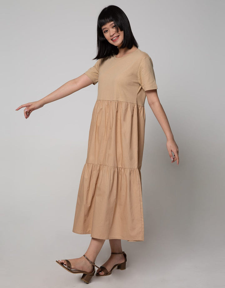 Details Maxi Dress With Round Neck And Combo Fabric