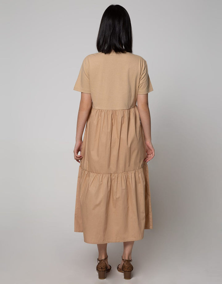 Details Maxi Dress With Round Neck And Combo Fabric