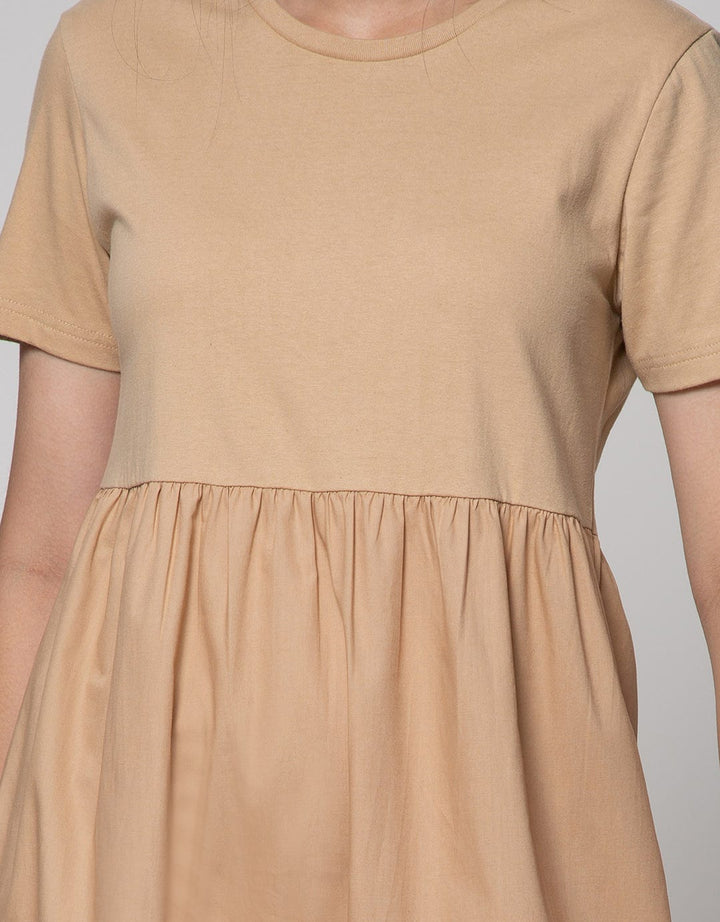 Details Maxi Dress With Round Neck And Combo Fabric