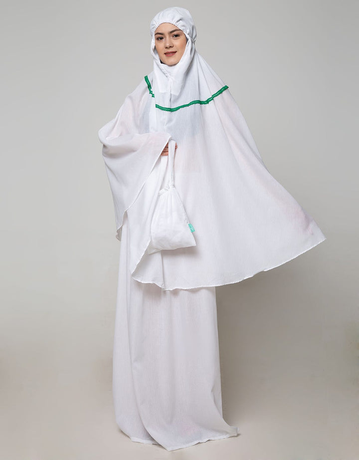 Allura Hilya Nadhifah