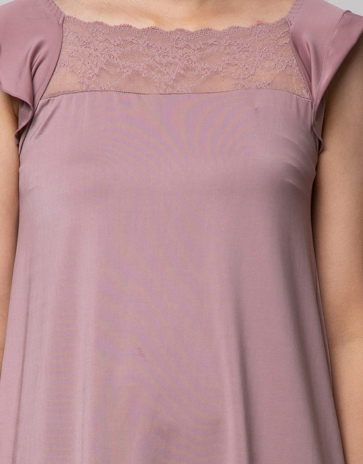 St. Yves Lingerie Lace 08