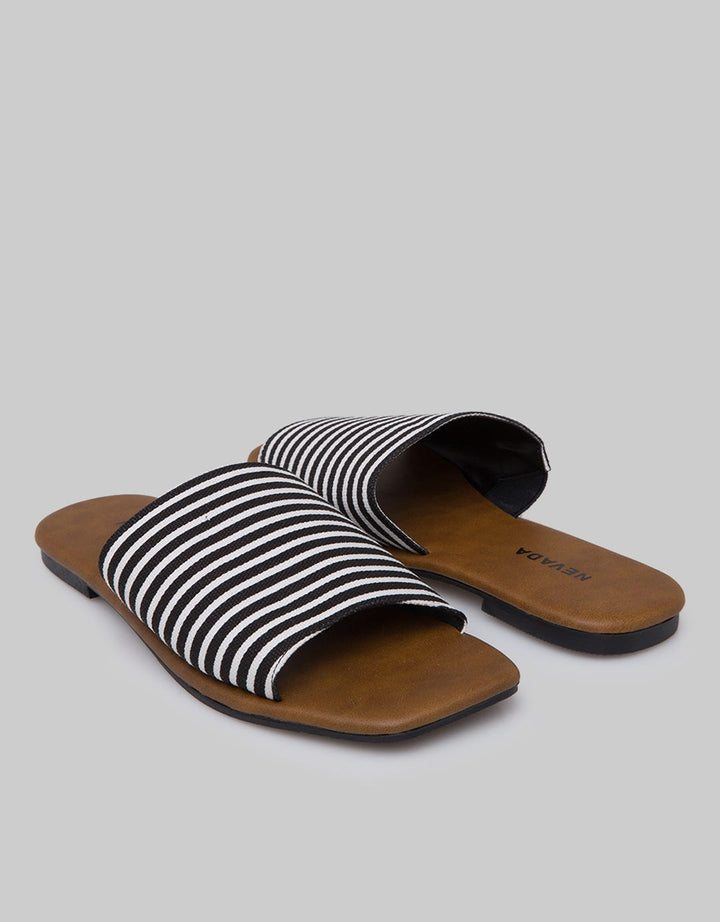 Nevada Slipper Sandals Wide Strap