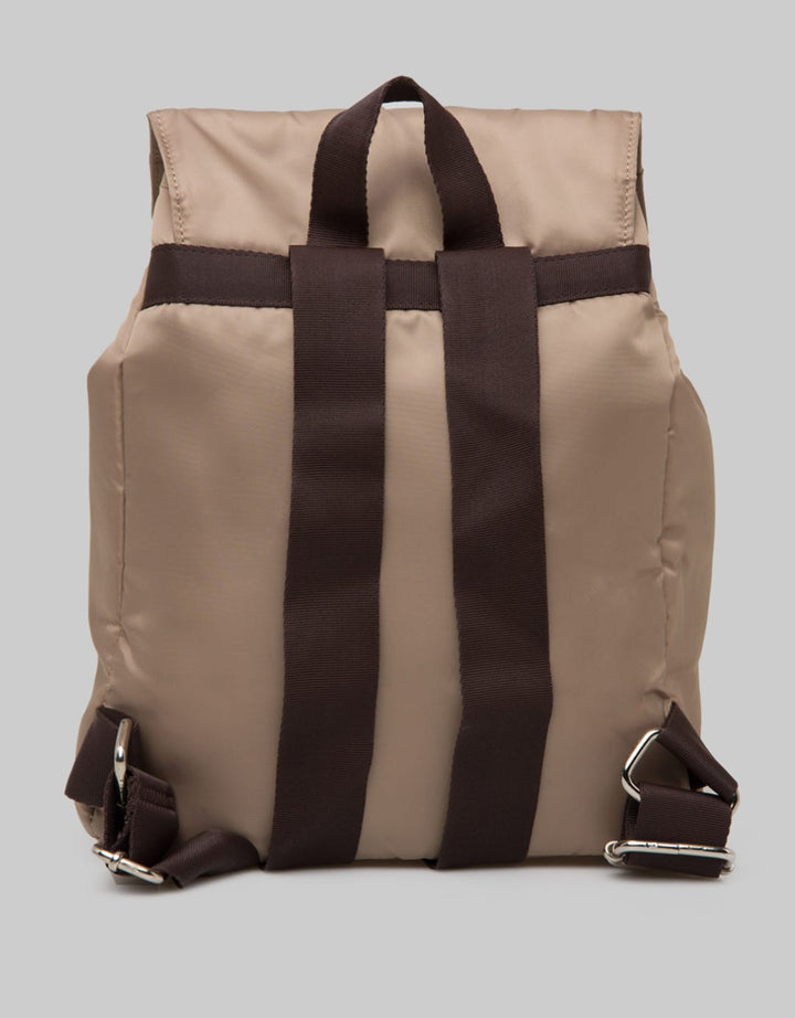 Nevada Backpack Classic Carry1