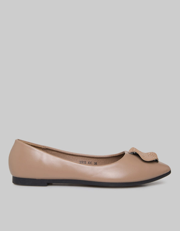 Laviola Hole Accessories  Flat Shoes