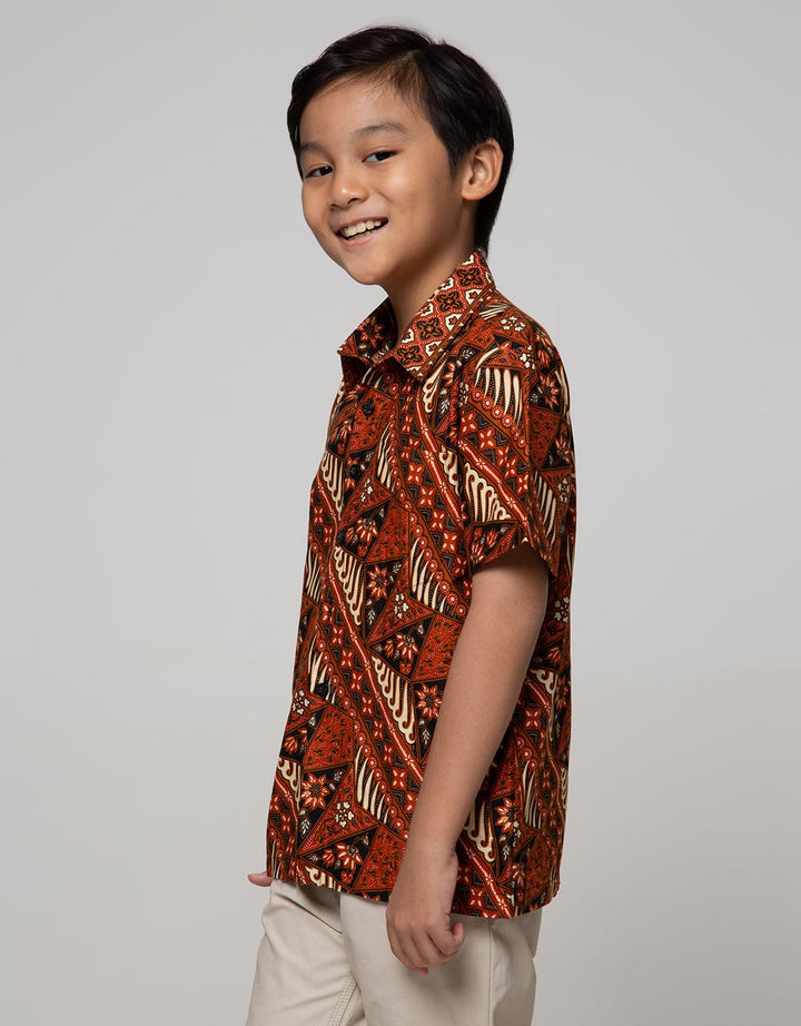Arjuna Weda Boy Hem Batik Parang Segitiga