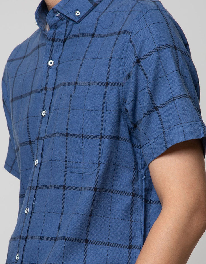 LR2 Kemeja Flanel Cubes Lengan Pendek