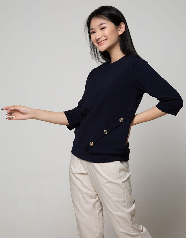 St. Yves T-Shirt Knit Top With Horn Button