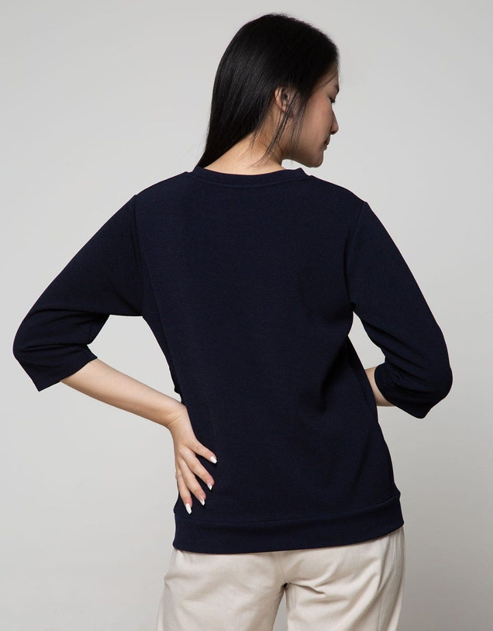 St. Yves T-Shirt Knit Top With Horn Button