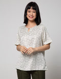 St. Yves Short Sleeve Blouse Top Print With Key Hole