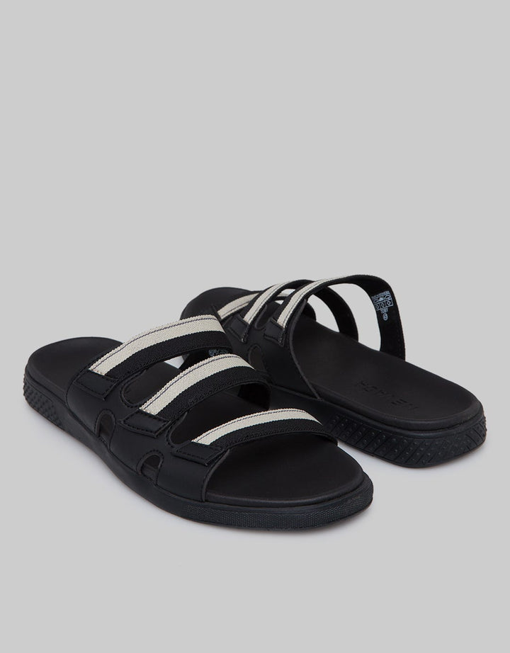 Nevada Slipper Sandals Triple Strap