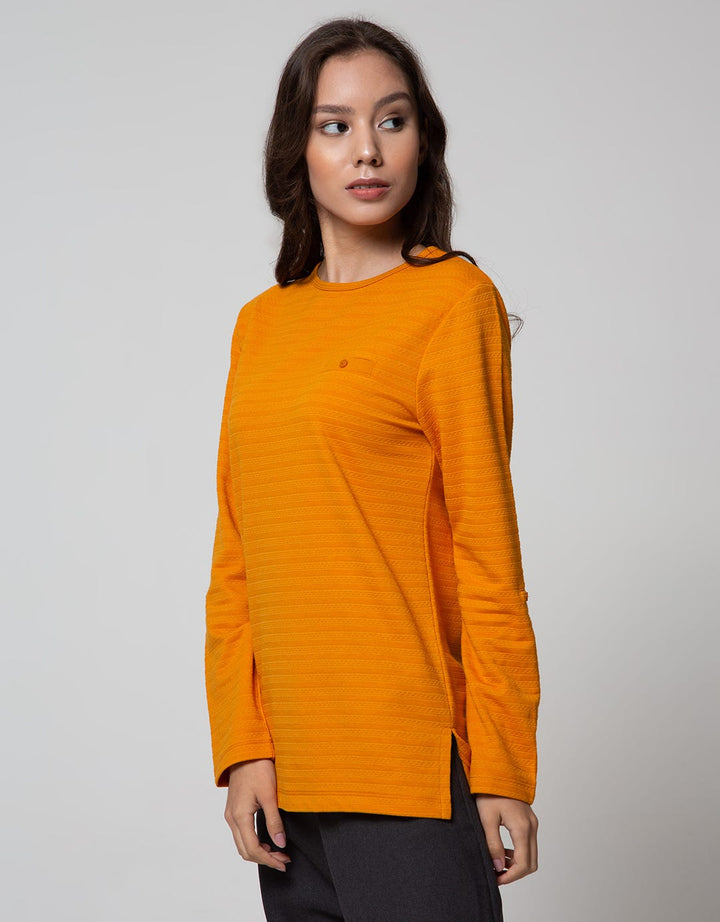 St. Yves Long Sleeve T-Shirt Embossed Dots