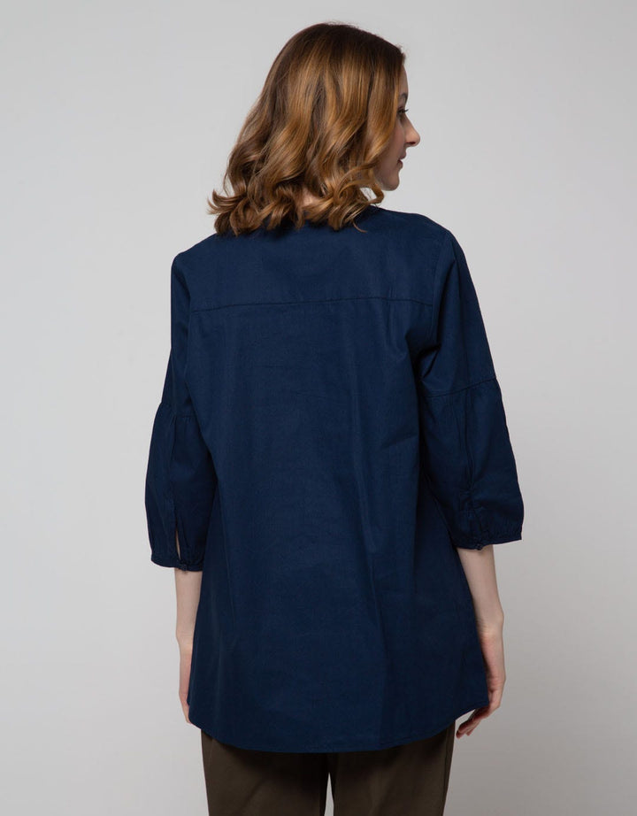 St. Yves Long Sleeve Blouse 78 Top Solid With String Collar