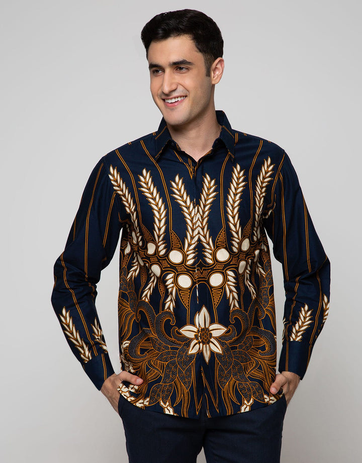 Krisna Wahyu Long Sleeve Batik