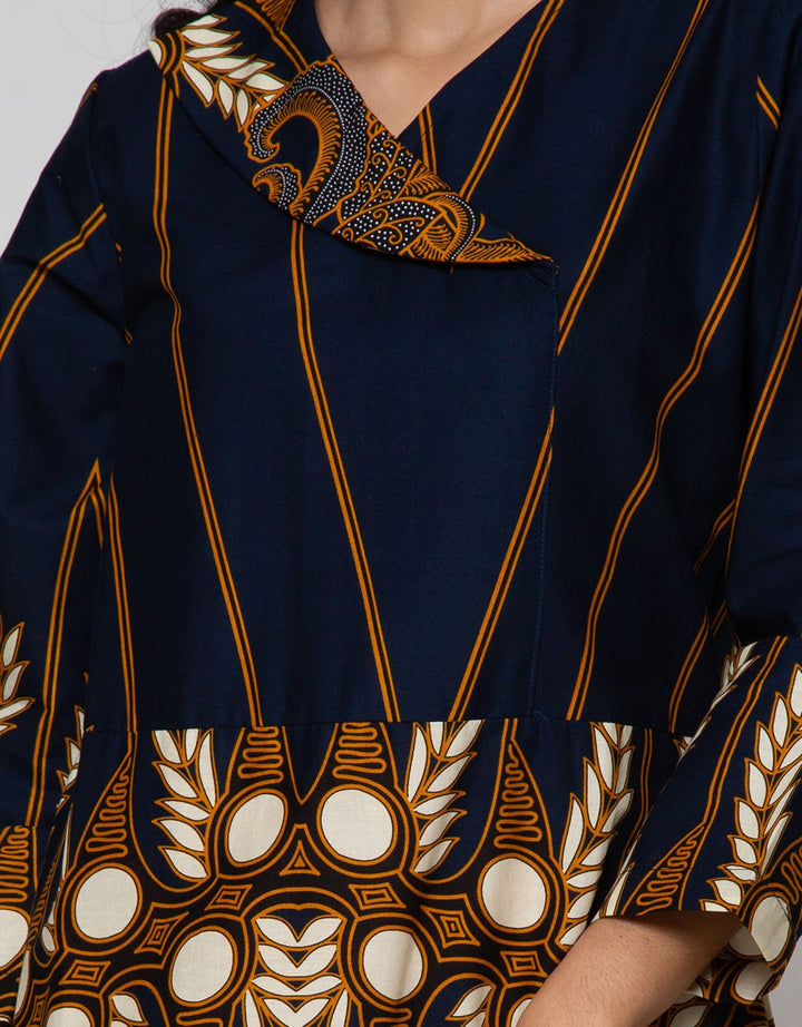 Krisna Wahyu Dress Lengan Panjang