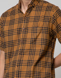 LR2 Kemeja Flanel Kotak