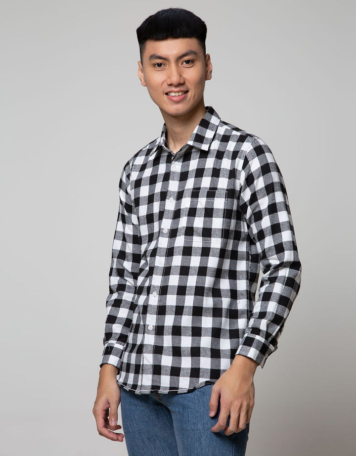 Ricardo Kemeja Kotak Casual