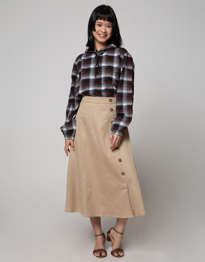 Details Maxi Skirt With Side Buttons