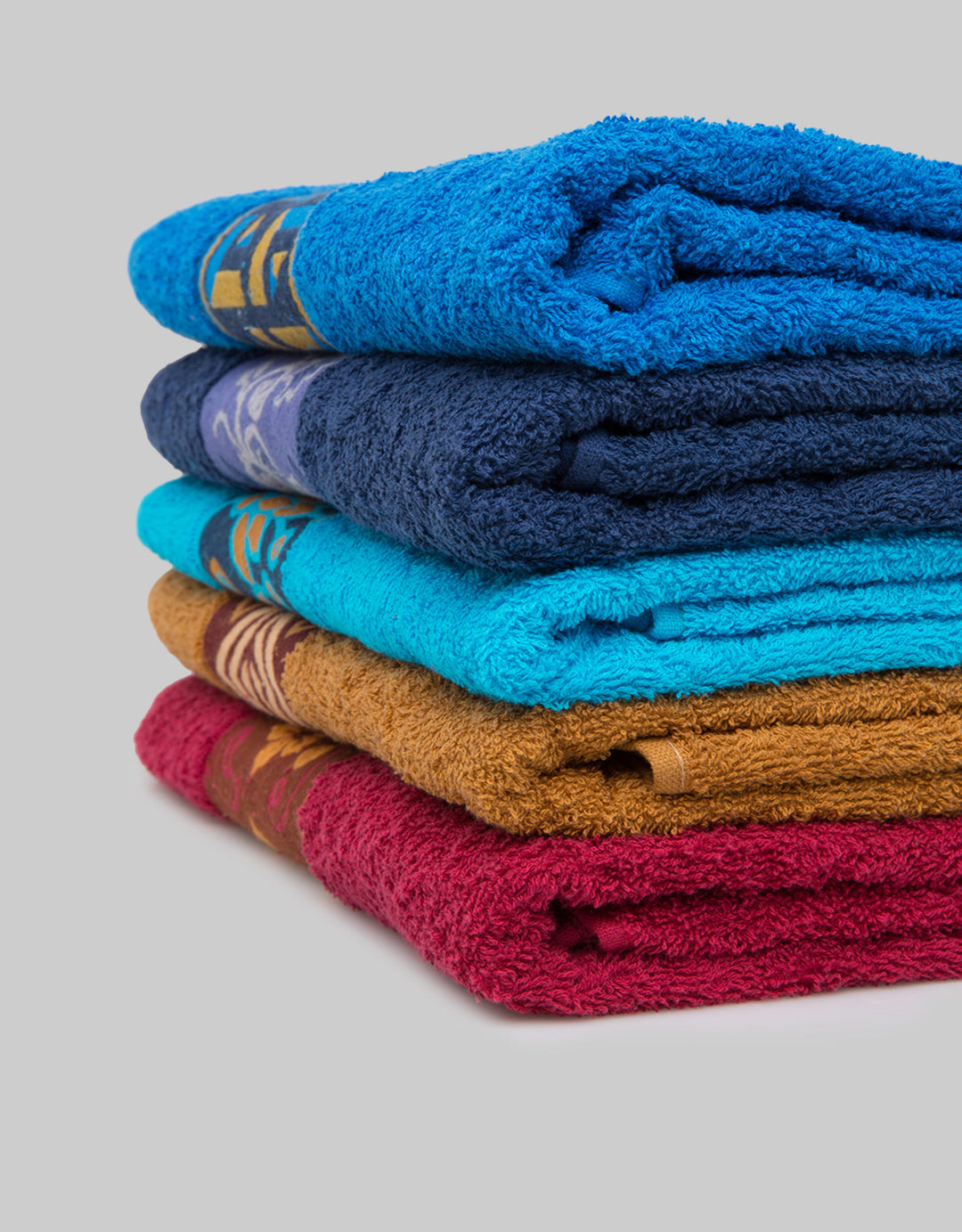 Lenuta Escort Iresco Bath Towel