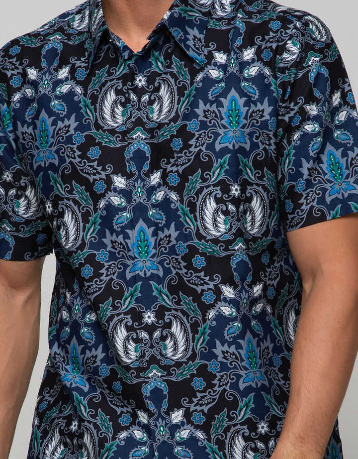 Adikusuma Batik Shirt Gurda