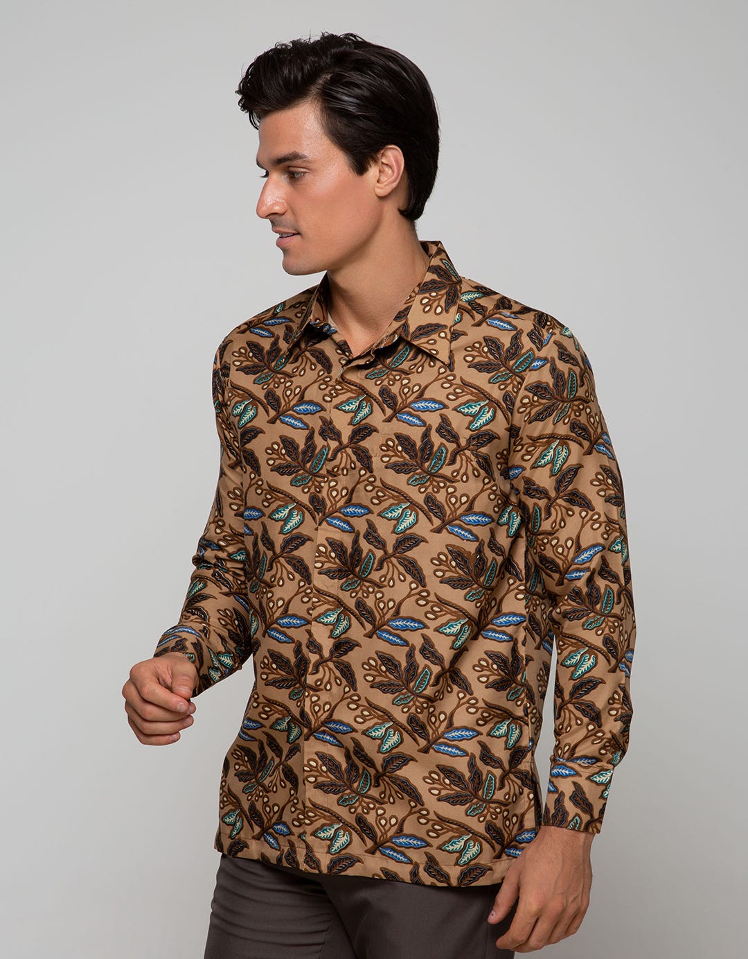 Adikusuma Kemeja Batik Pucuk Daun