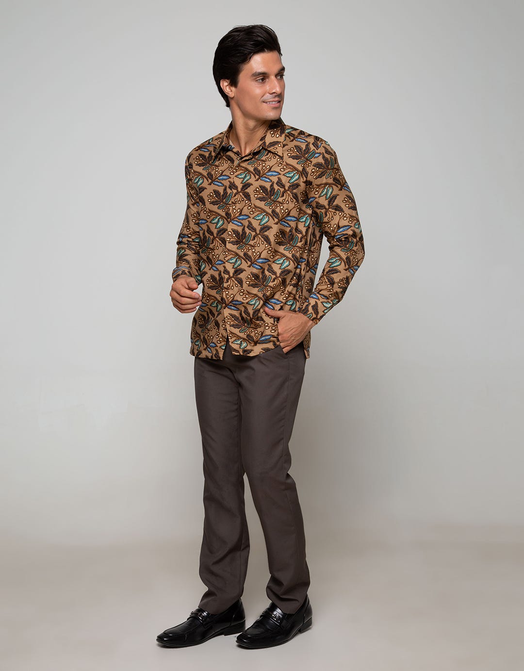 Adikusuma Kemeja Batik Pucuk Daun