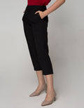 Connexion Capri Pants Crop Stretch With Horn Button Pocket