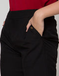 Connexion Capri Pants Crop Stretch With Horn Button Pocket