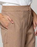 Connexion Capri Pants Crop Stretch With Horn Button Pocket