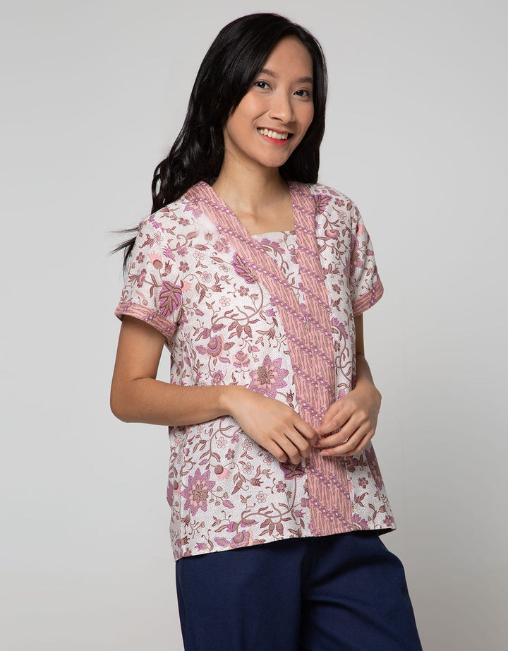 Connexion Short Sleeve Blouse V-neck List Batik Print Flower Kebaya Look
